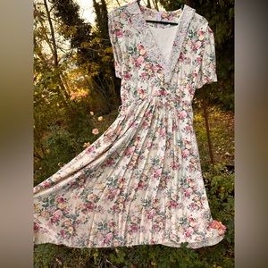 Vintage lace floral dress cottagecore 80s